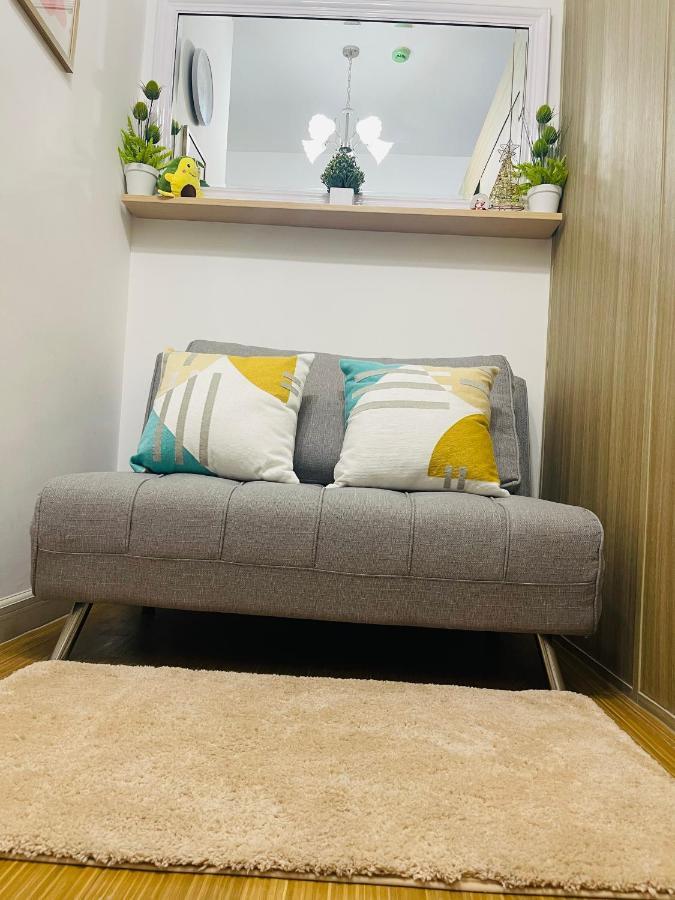 Taguig 1 Bedroom With Balcony Netflix Near Bgc Mc Kinley Manila Exterior foto