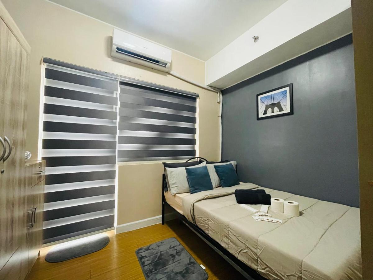 Taguig 1 Bedroom With Balcony Netflix Near Bgc Mc Kinley Manila Exterior foto