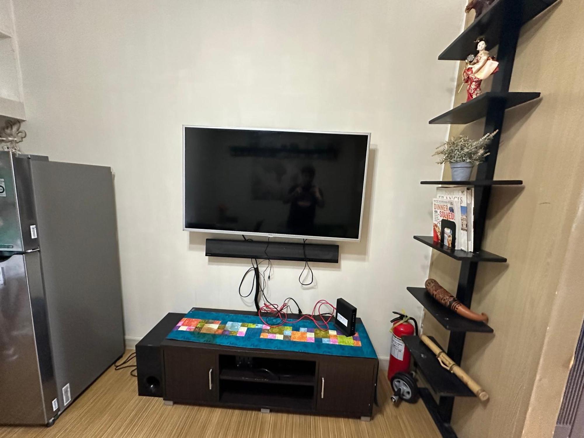 Taguig 1 Bedroom With Balcony Netflix Near Bgc Mc Kinley Manila Exterior foto